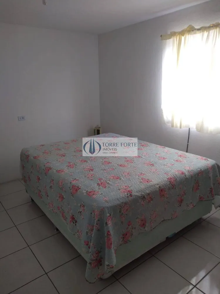 Casa, 4 quartos, 210 m² - Foto 2