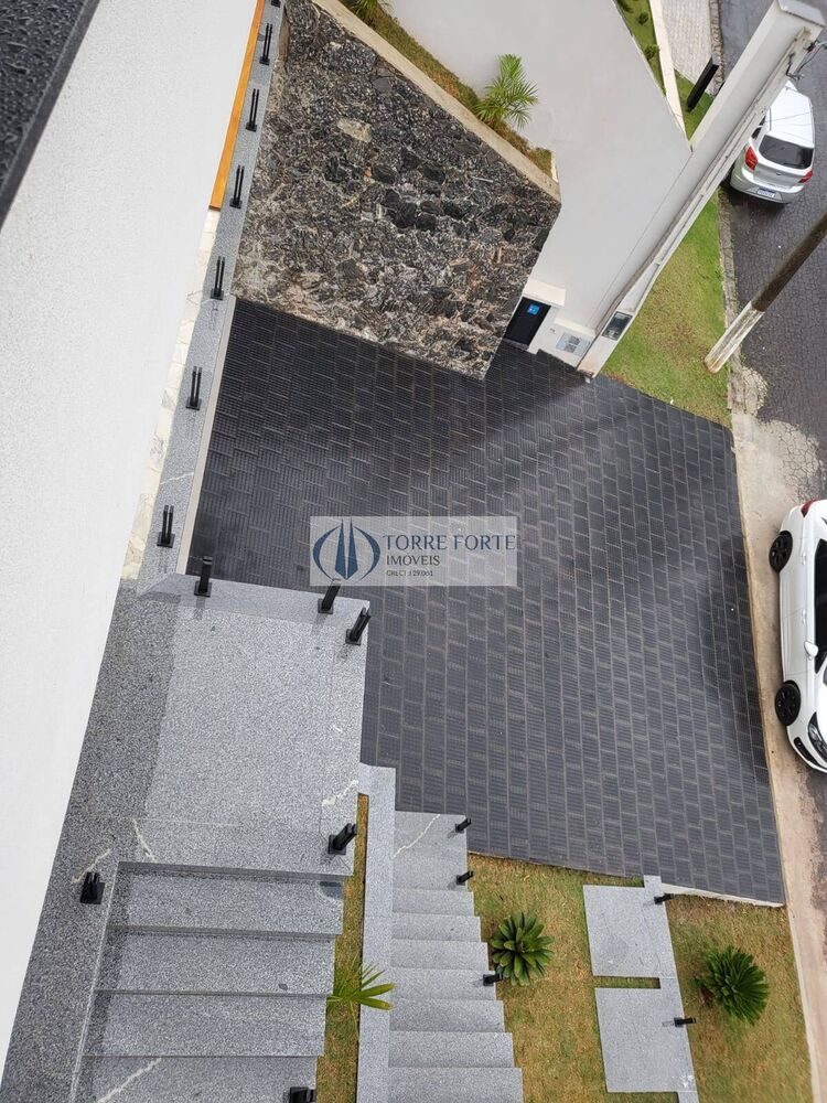 Casa à venda com 3 quartos, 491m² - Foto 2