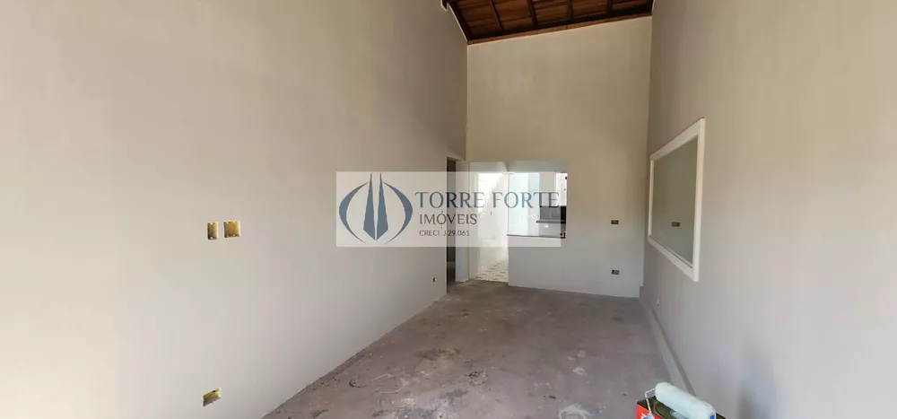 Casa à venda com 3 quartos, 300m² - Foto 3