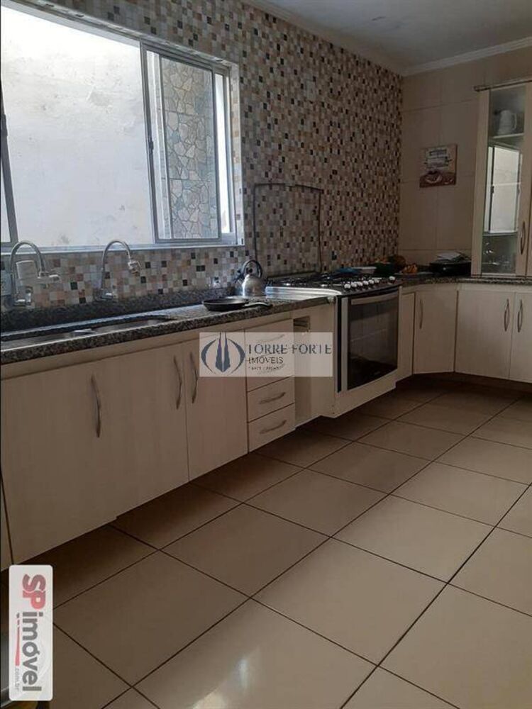 Casa, 3 quartos, 200 m² - Foto 4