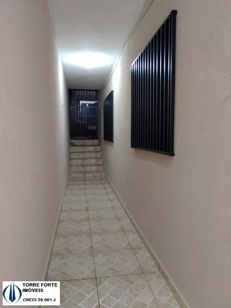 Casa à venda com 5 quartos, 148m² - Foto 13