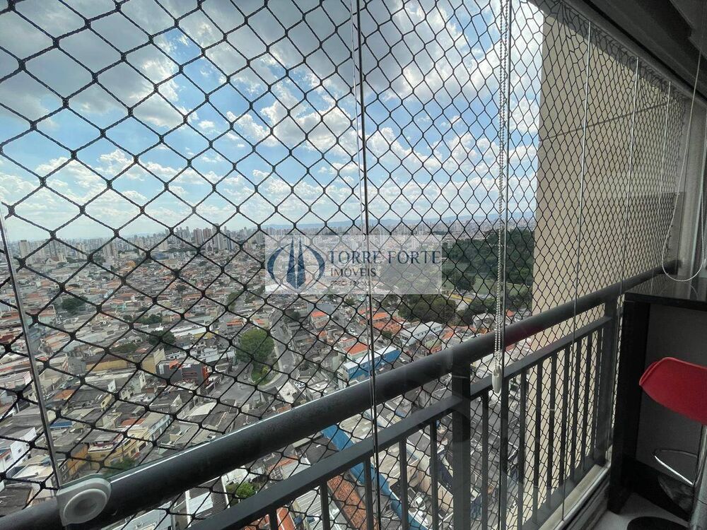 Apartamento à venda com 2 quartos, 67m² - Foto 2