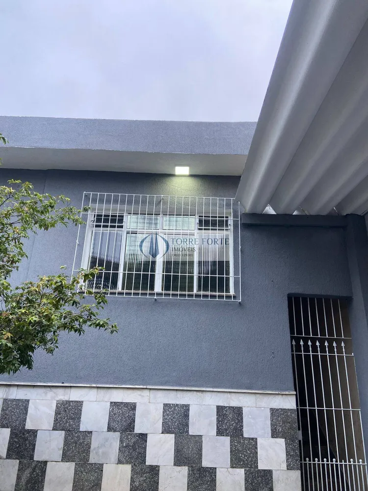 Casa, 2 quartos, 200 m² - Foto 1