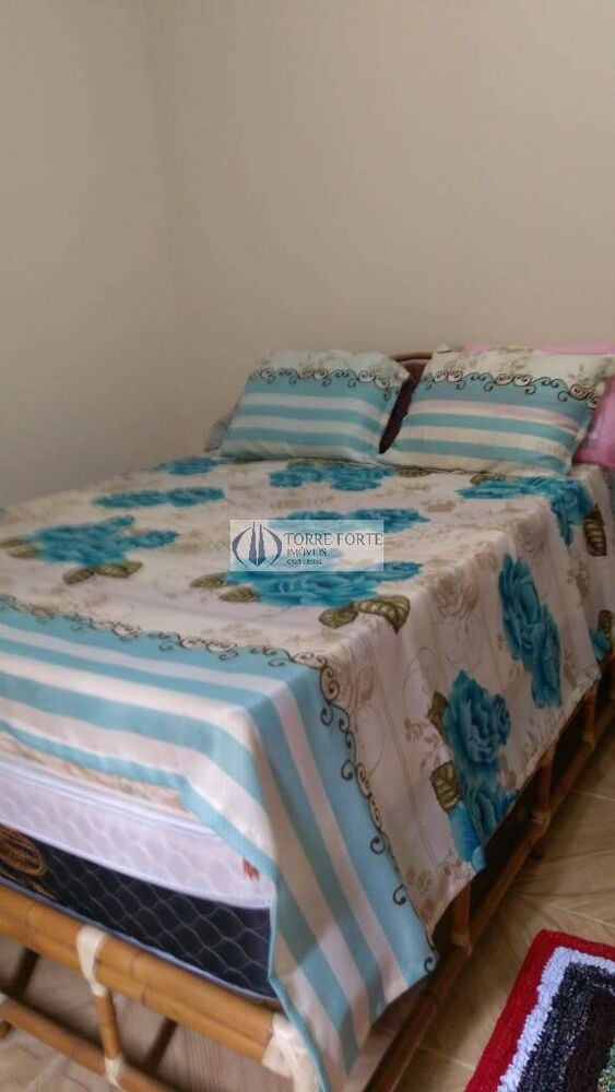 Casa à venda com 2 quartos, 100m² - Foto 3