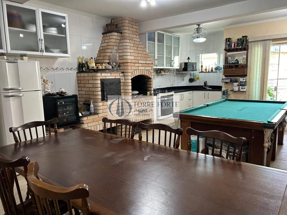 Sobrado, 5 quartos, 380 m² - Foto 1