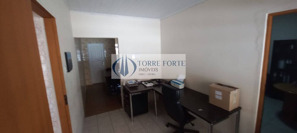 Casa à venda com 4 quartos, 126m² - Foto 3