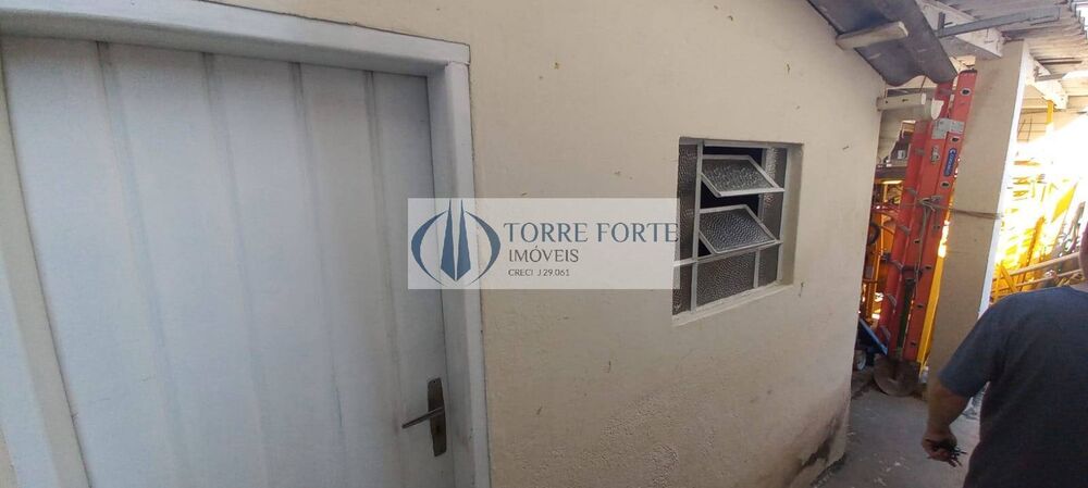 Casa à venda com 4 quartos, 126m² - Foto 18