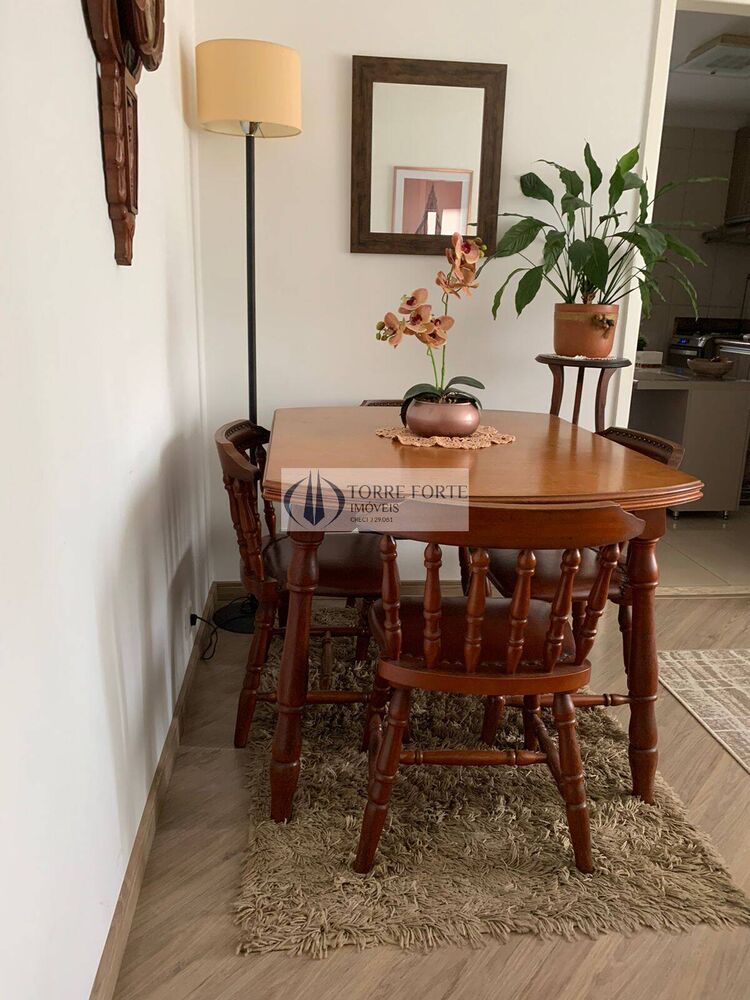 Apartamento à venda com 2 quartos, 66m² - Foto 2