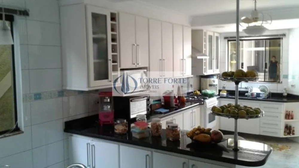Casa, 4 quartos, 220 m² - Foto 4