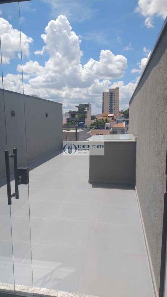 Sobrado à venda com 3 quartos, 170m² - Foto 1