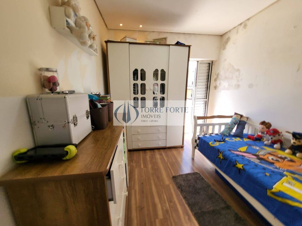 Casa, 3 quartos, 203 m² - Foto 1