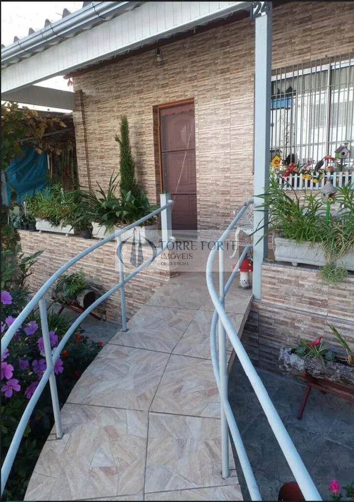 Casa, 6 quartos, 157 m² - Foto 3
