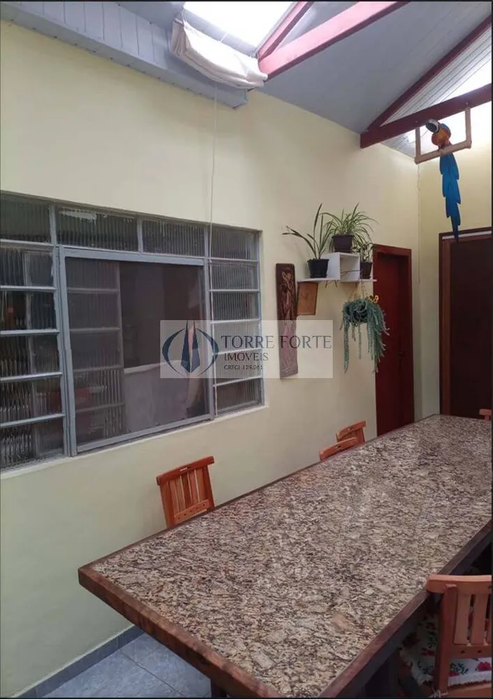 Casa, 6 quartos, 157 m² - Foto 2