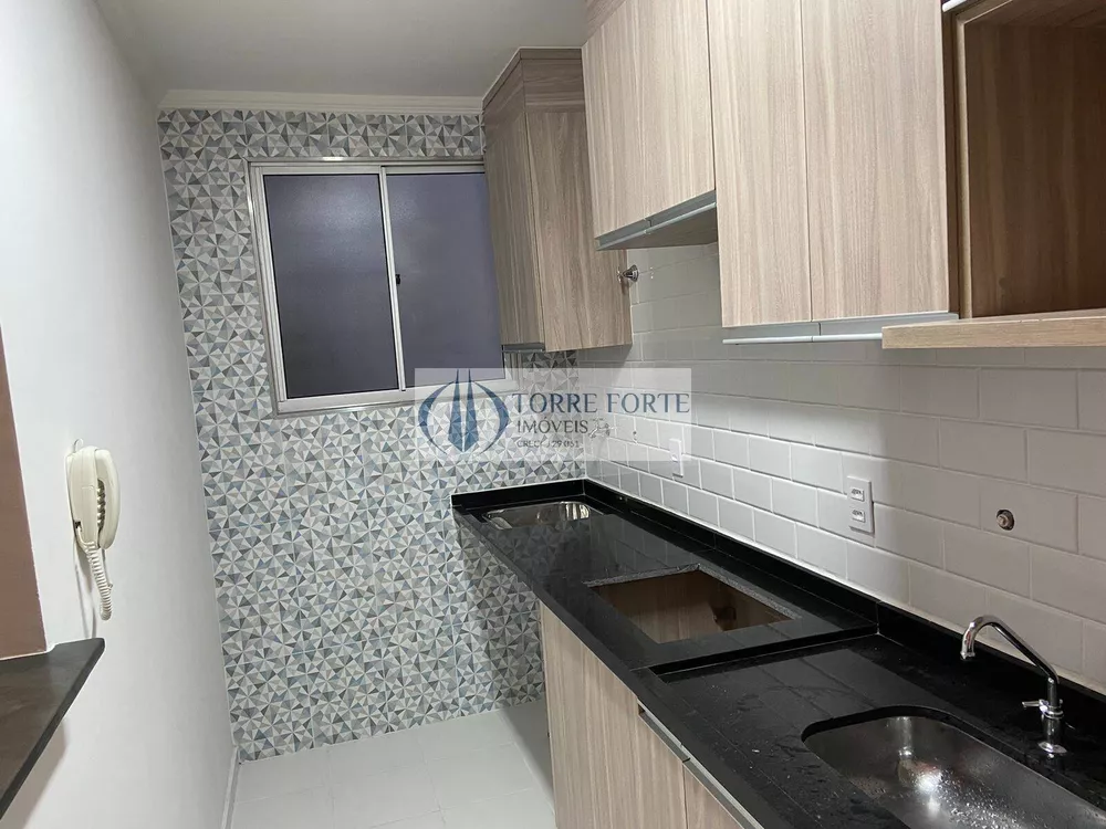 Apartamento à venda com 2 quartos, 42m² - Foto 5