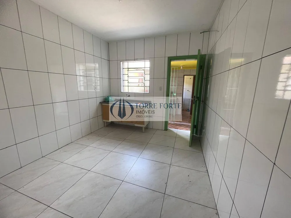 Casa, 5 quartos, 220 m² - Foto 4