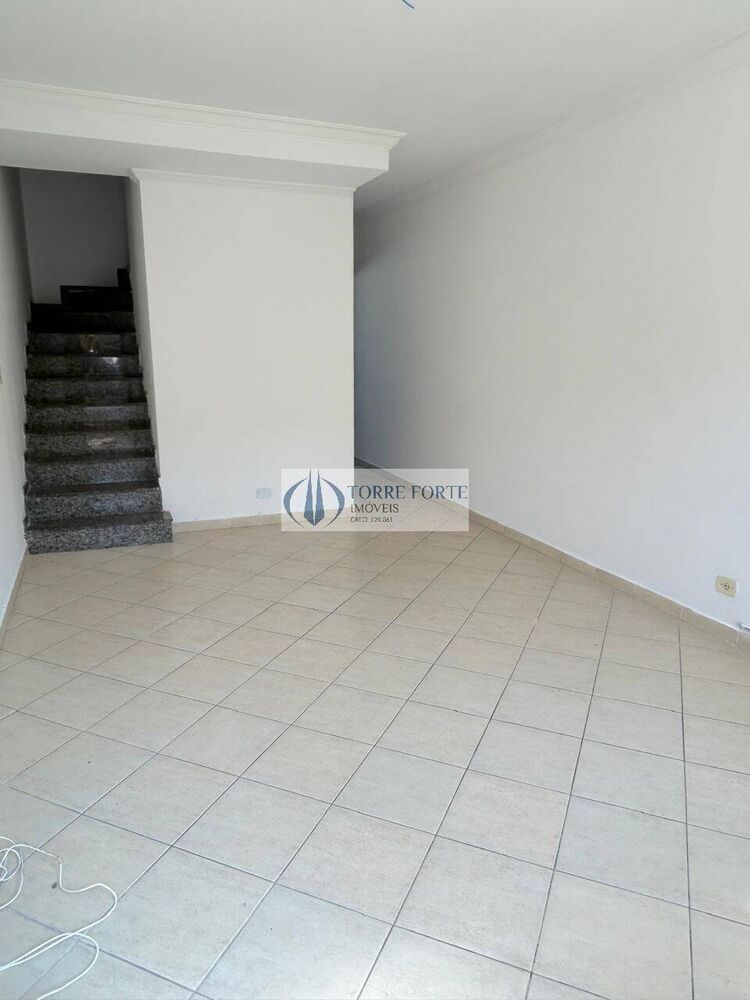 Casa para alugar com 2 quartos, 127m² - Foto 2