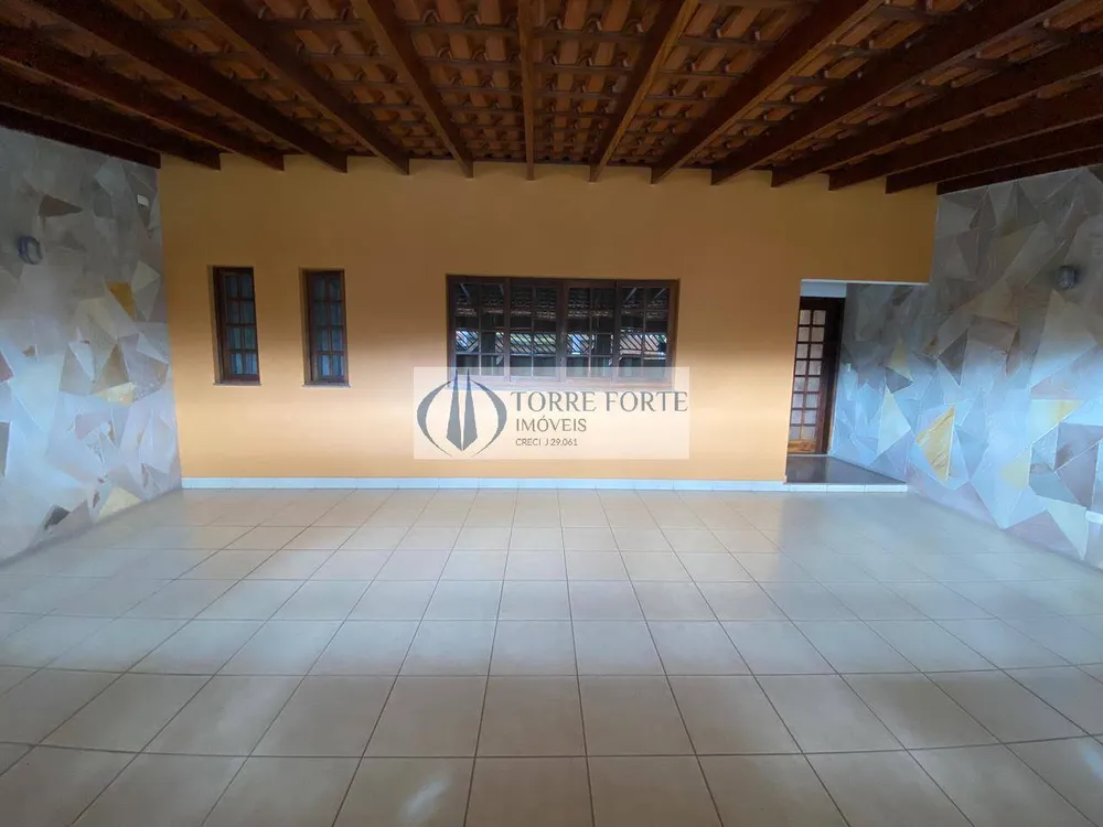 Casa, 2 quartos, 216 m² - Foto 1