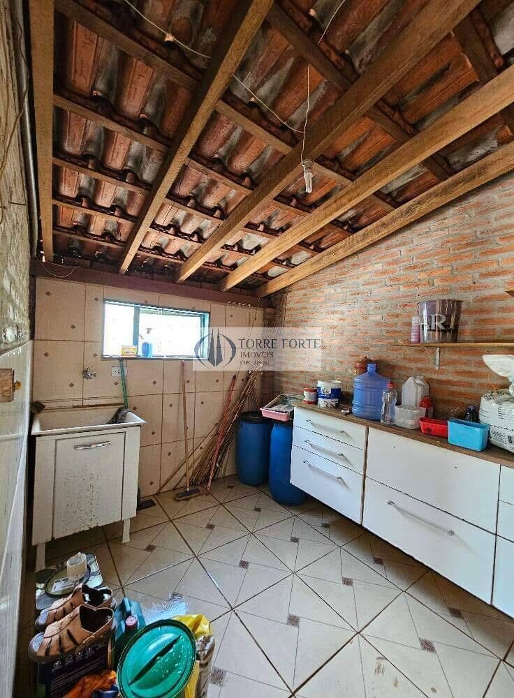 Casa, 3 quartos, 236 m² - Foto 4