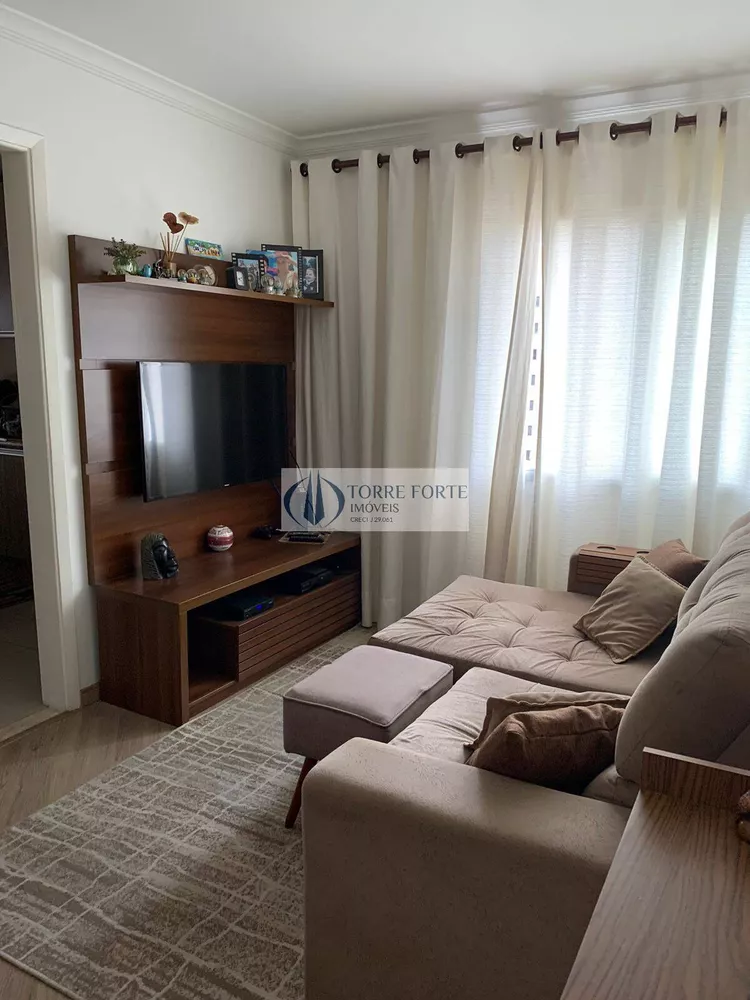 Apartamento à venda com 2 quartos, 66m² - Foto 1