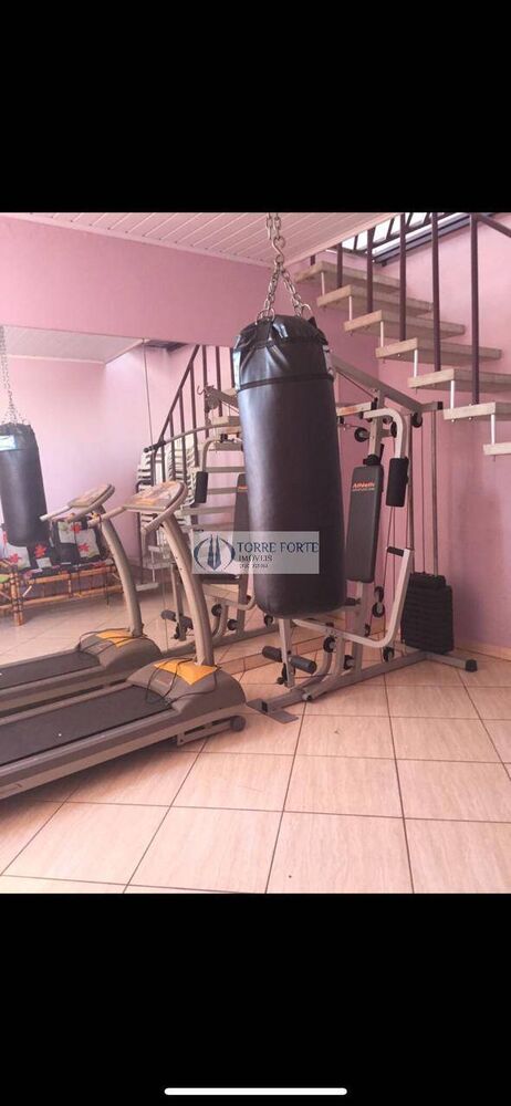 Casa à venda com 3 quartos, 350m² - Foto 11