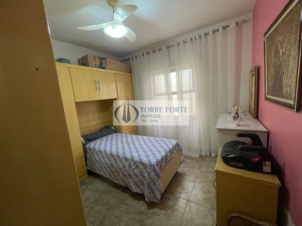 Casa, 5 quartos, 158 m² - Foto 1