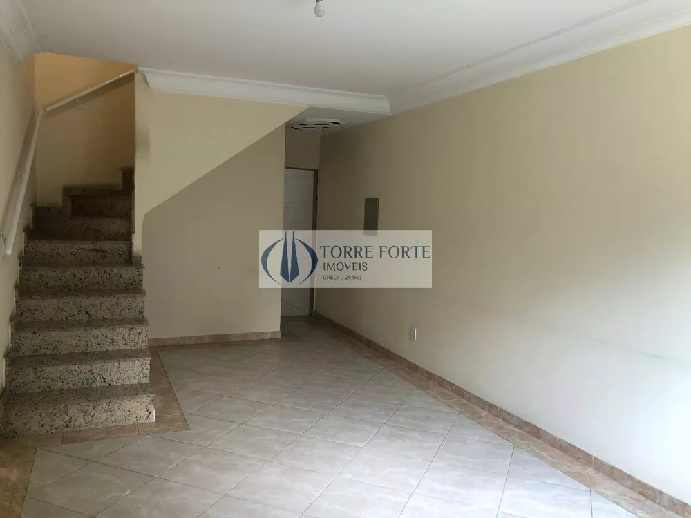 Casa à venda com 3 quartos, 120m² - Foto 4