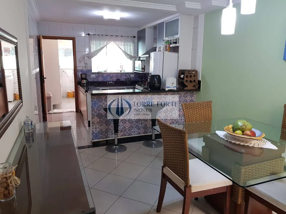 Casa, 3 quartos, 200 m² - Foto 3