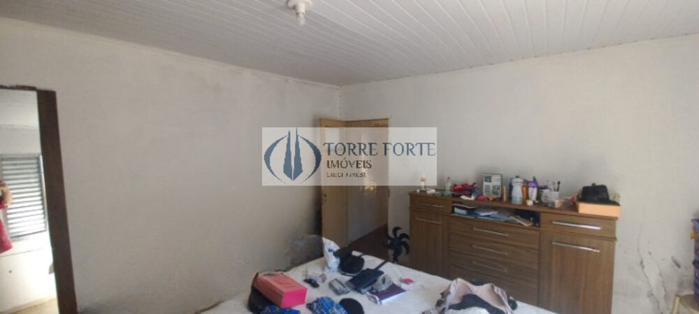 Casa à venda com 2 quartos, 84m² - Foto 1