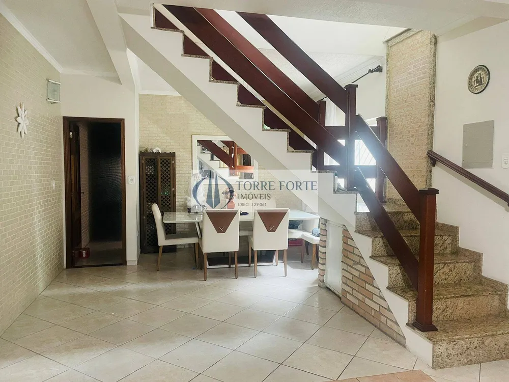 Casa, 6 quartos, 300 m² - Foto 1