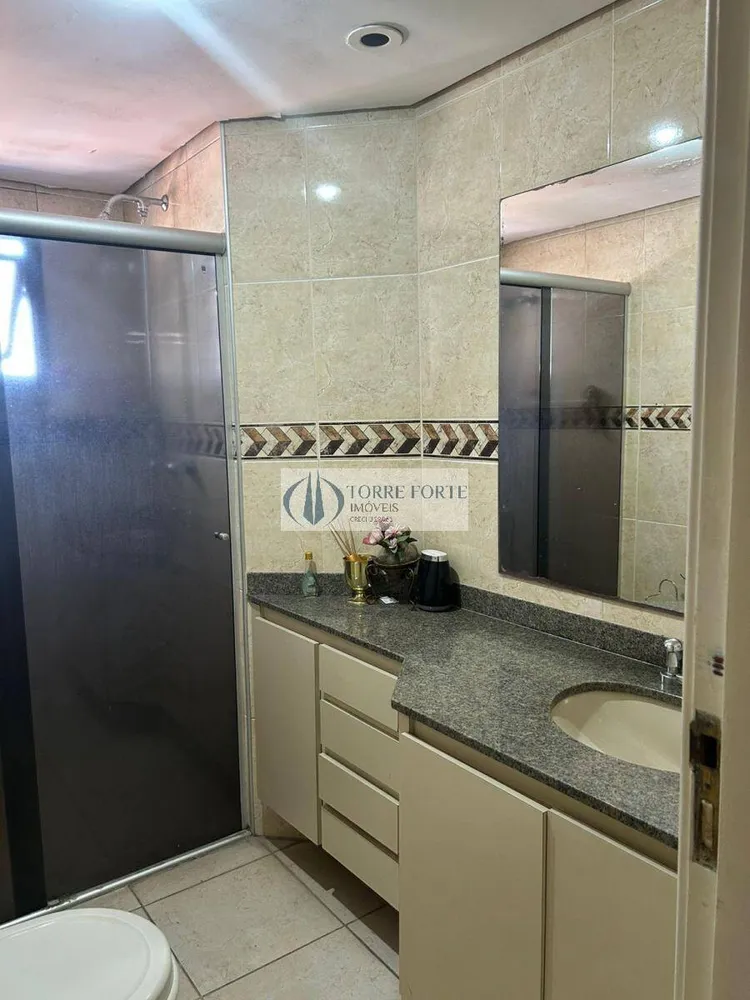 Apartamento, 3 quartos, 135 m² - Foto 2