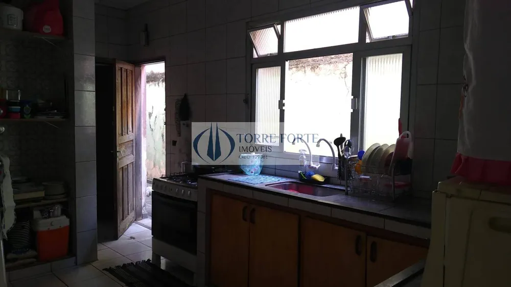 Casa, 3 quartos, 180 m² - Foto 2