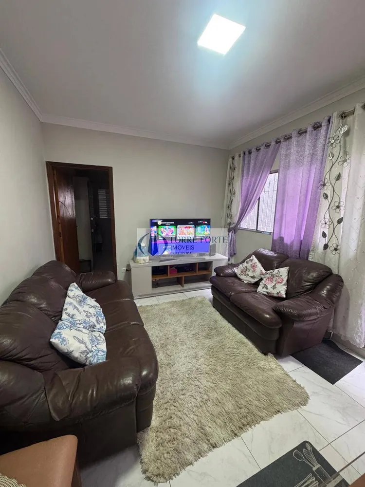 Casa, 3 quartos, 151 m² - Foto 2