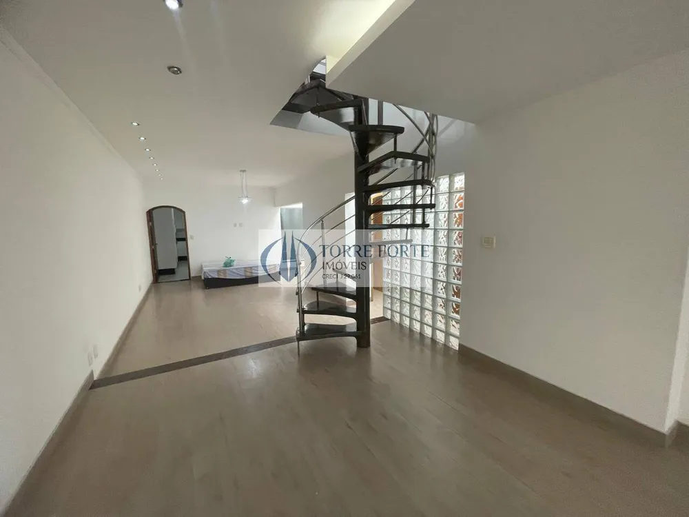 Sobrado, 4 quartos, 312 m² - Foto 2