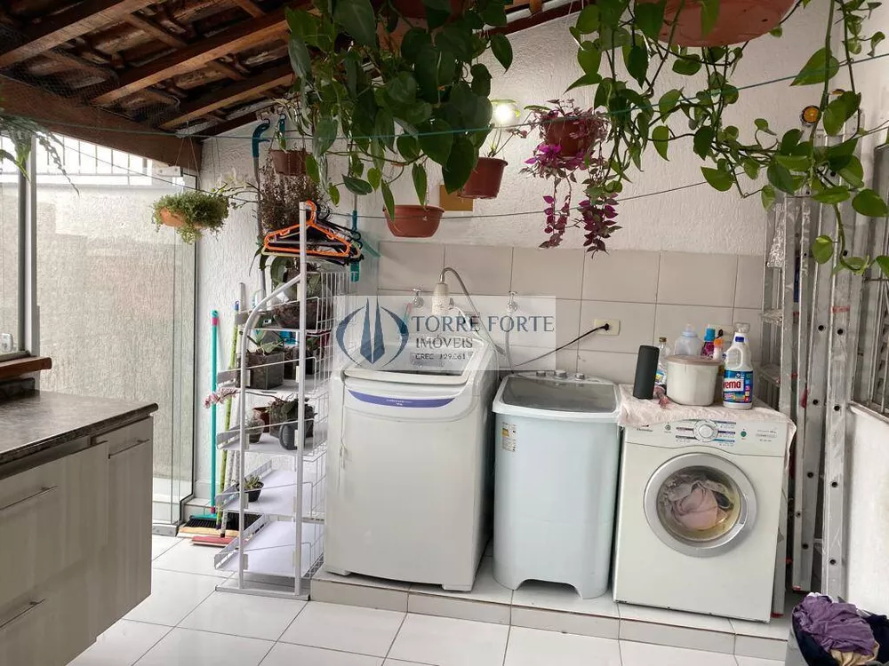 Sobrado à venda com 3 quartos, 200m² - Foto 10