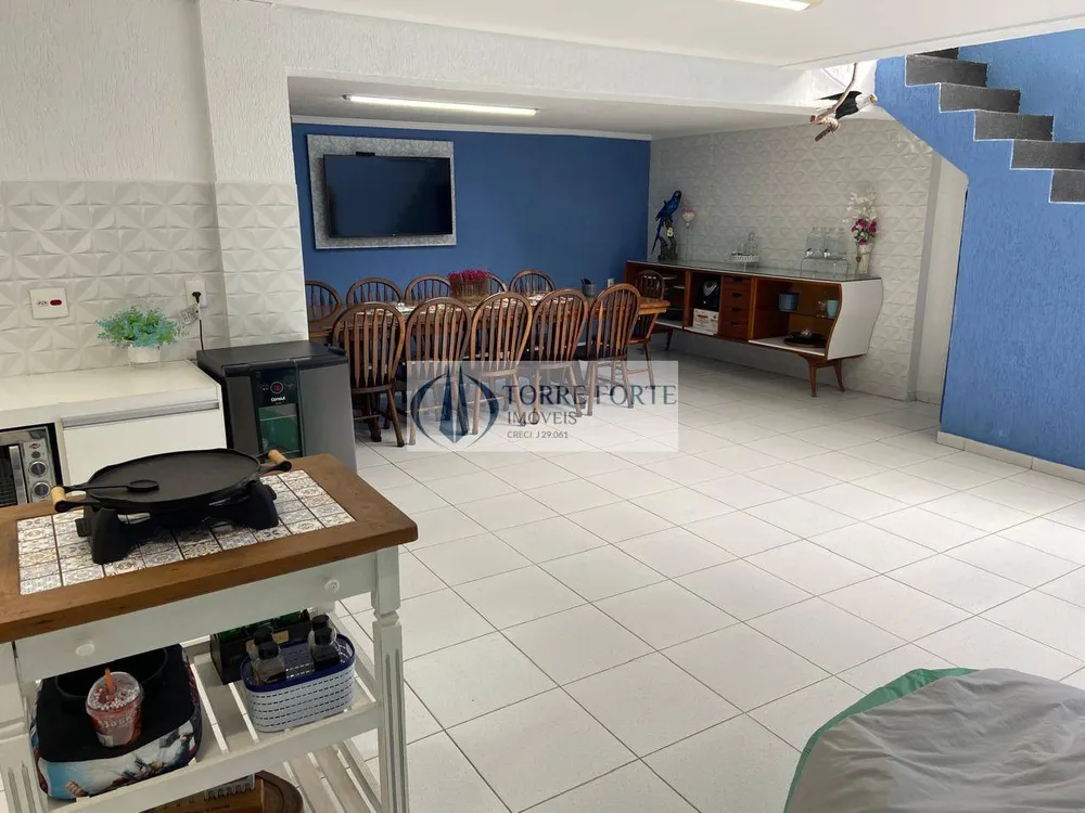 Casa, 3 quartos, 270 m² - Foto 4