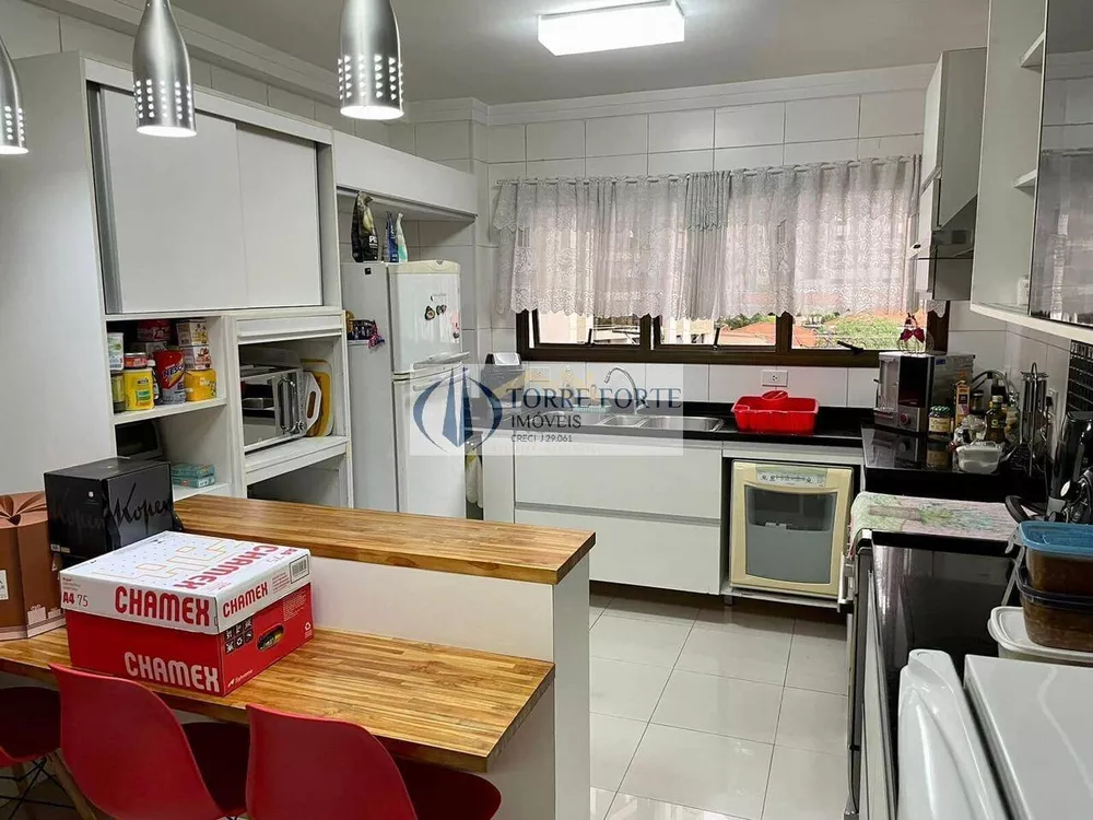 Apartamento à venda com 3 quartos, 157m² - Foto 8