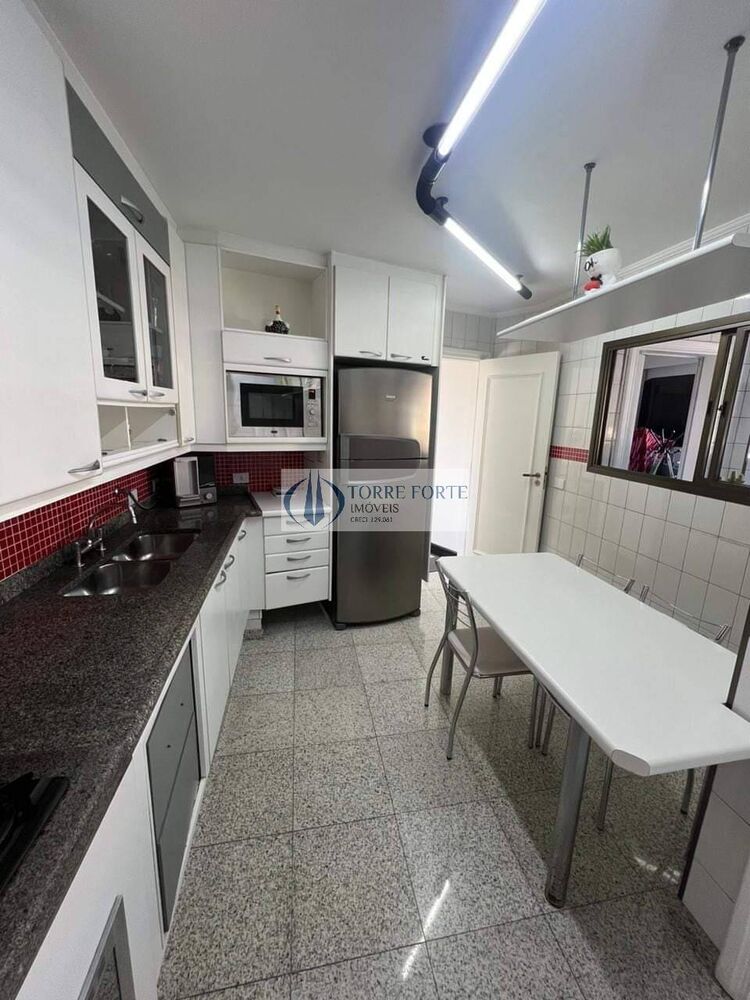 Apartamento, 3 quartos, 131 m² - Foto 2