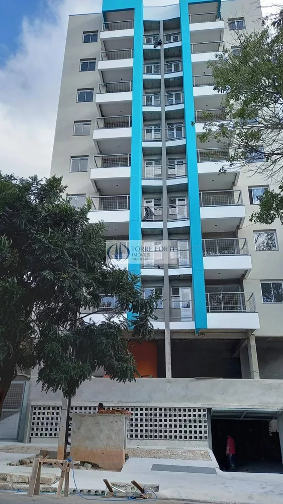 Apartamento à venda com 2 quartos, 53m² - Foto 2