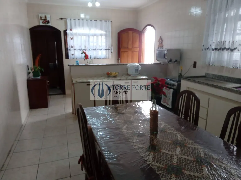 Casa, 3 quartos, 165 m² - Foto 1