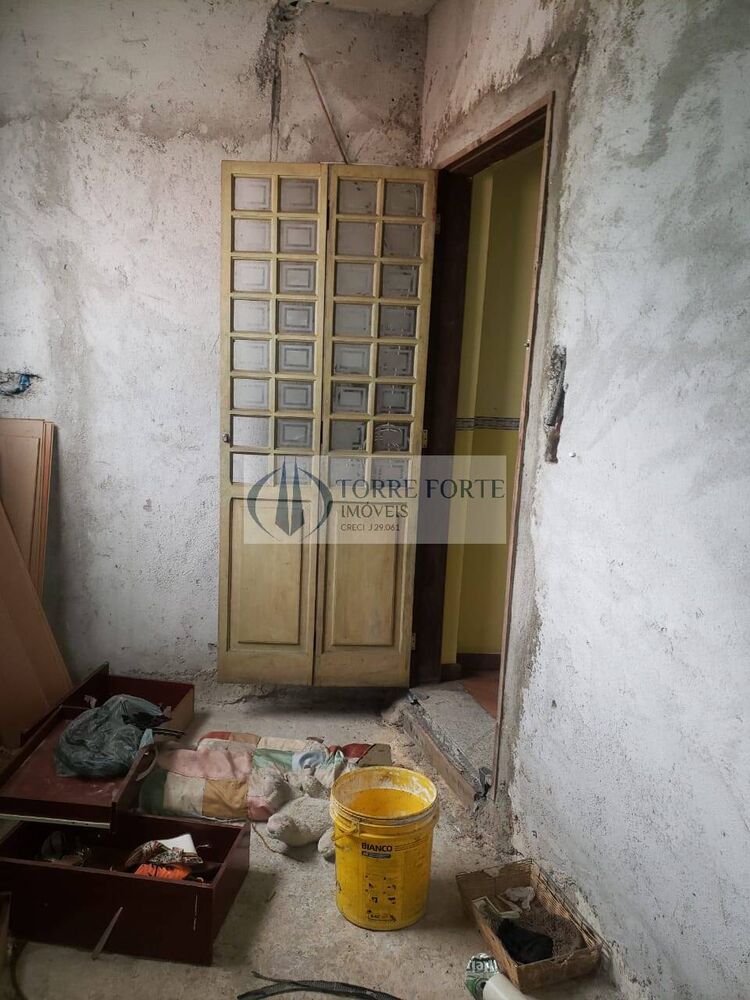 Casa à venda com 4 quartos, 240m² - Foto 6