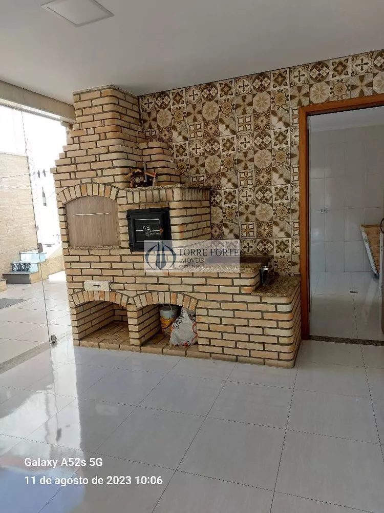 Casa à venda com 3 quartos, 193m² - Foto 15