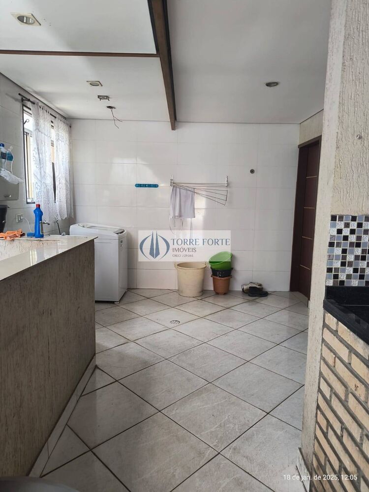 Casa, 3 quartos, 168 m² - Foto 4