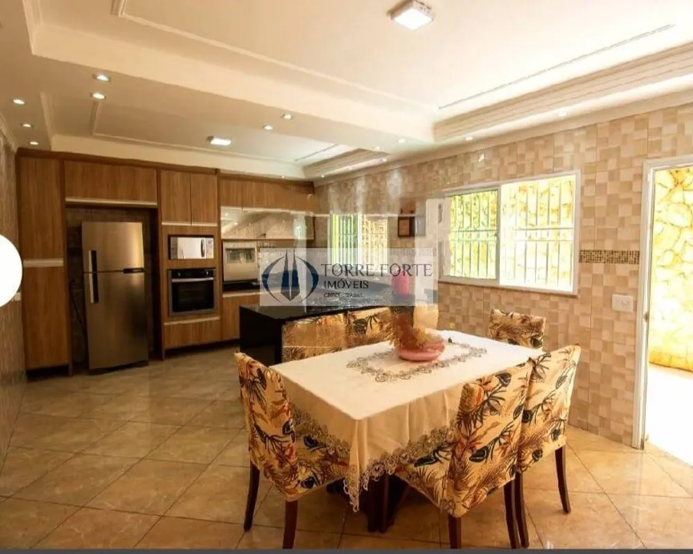 Casa, 3 quartos, 200 m² - Foto 1