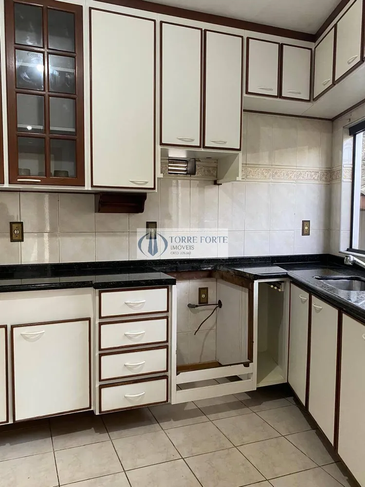 Casa, 3 quartos, 213 m² - Foto 3