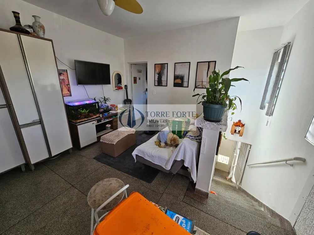 Casa, 3 quartos, 240 m² - Foto 2