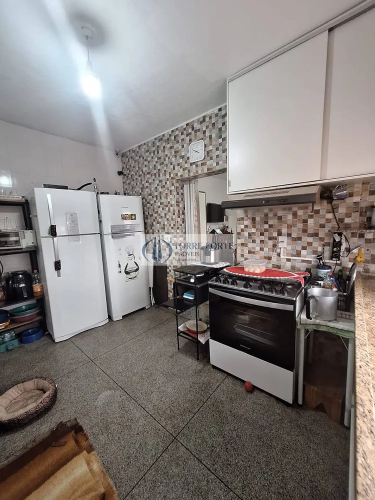 Casa, 3 quartos, 240 m² - Foto 3