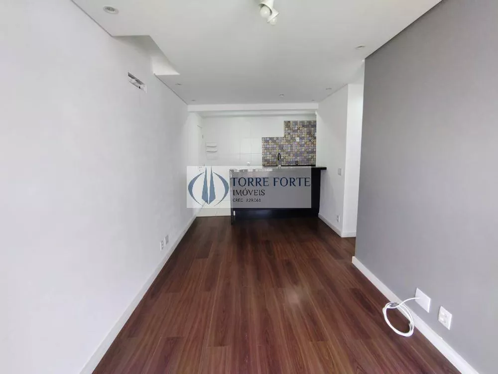 Apartamento à venda com 2 quartos, 63m² - Foto 8