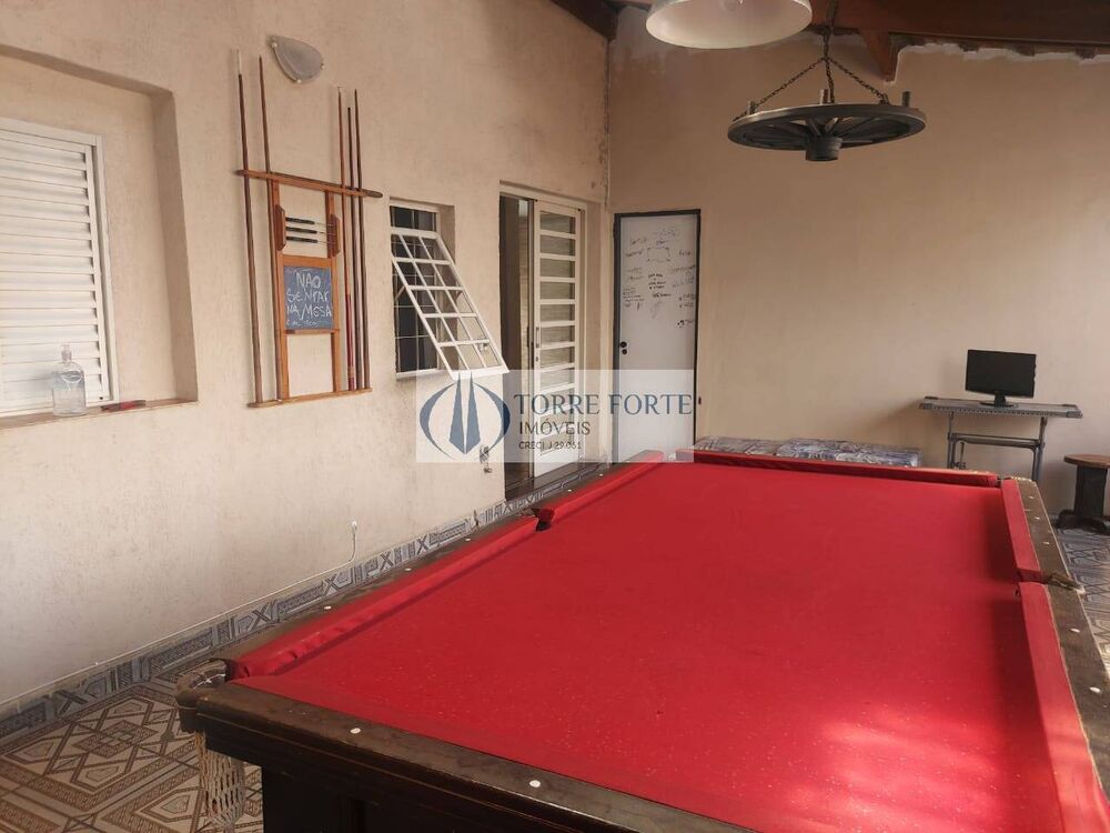 Sobrado, 5 quartos, 240 m² - Foto 1