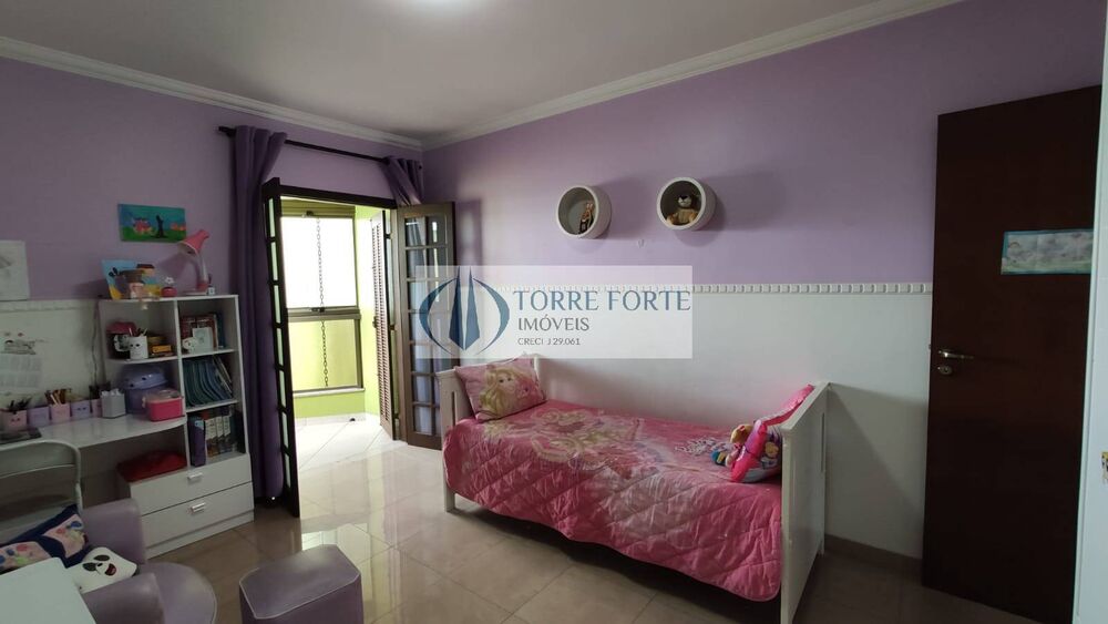 Sobrado, 4 quartos, 270 m² - Foto 1