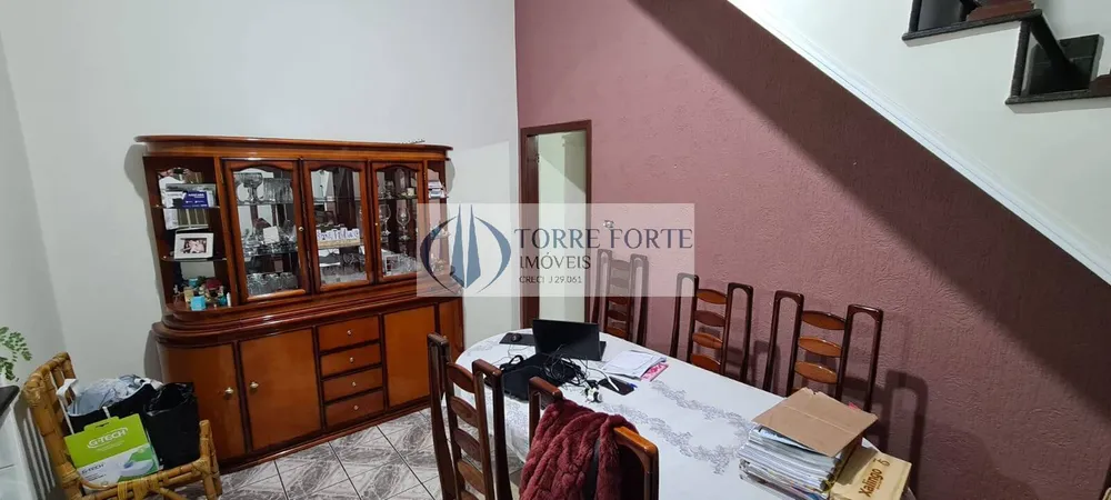Casa, 3 quartos, 194 m² - Foto 1